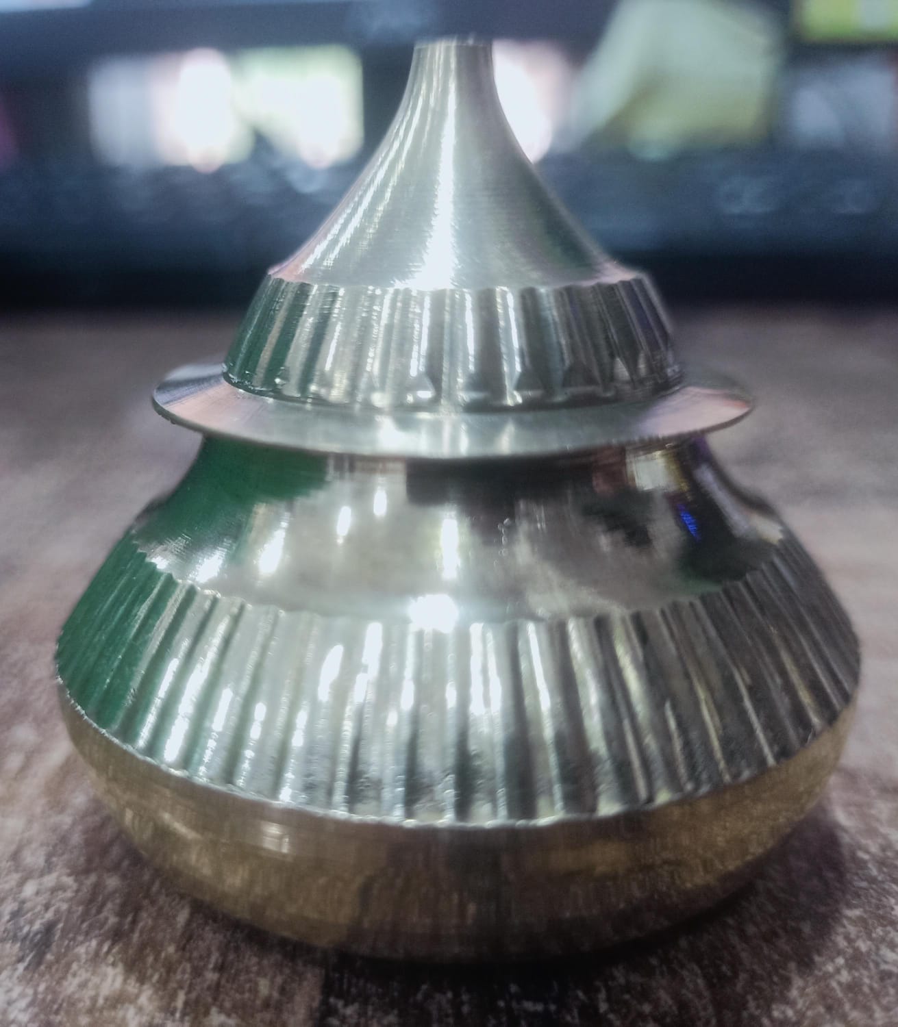 Kumkumdani small